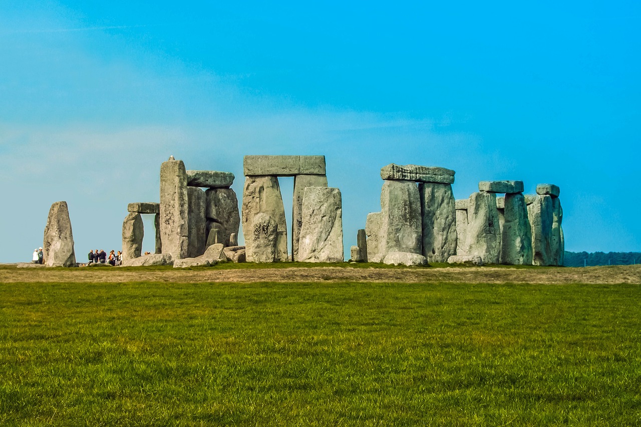 The Secrets of the Stonehenge Altar